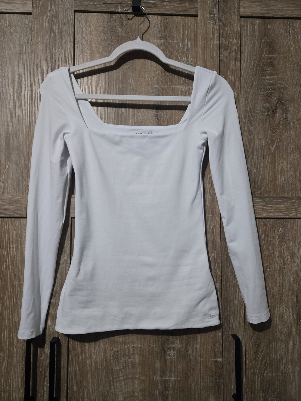 Aritzia White Square-Neck Long Sleeve Top